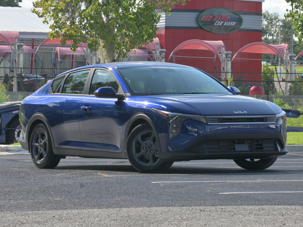 Used 2025 Kia K4 LXS Sedan