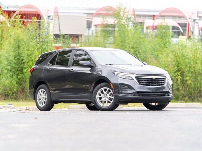 2022 Chevrolet Equinox LS SUV
