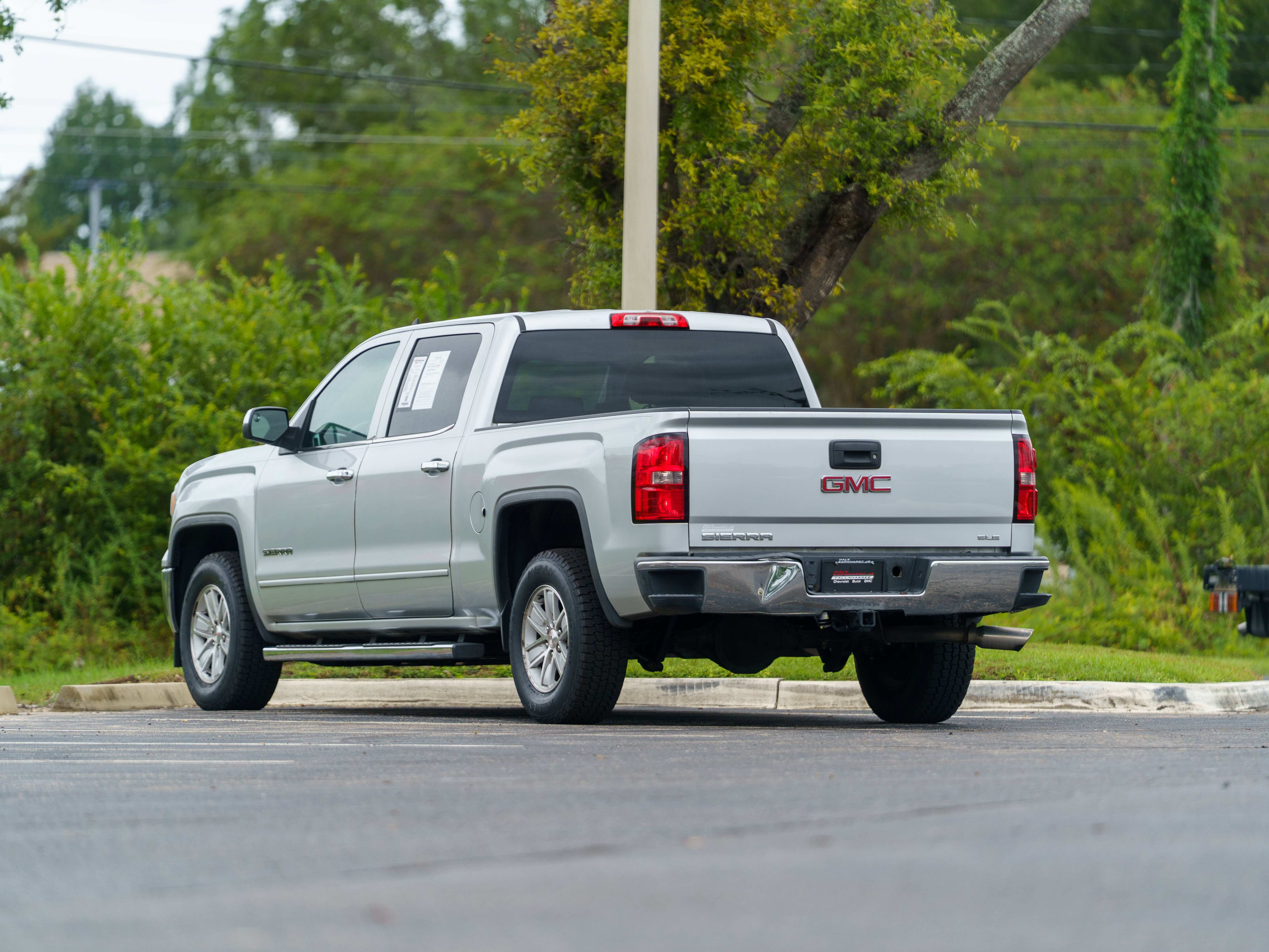 Used 2015 GMC Sierra 1500 SLE Pickup