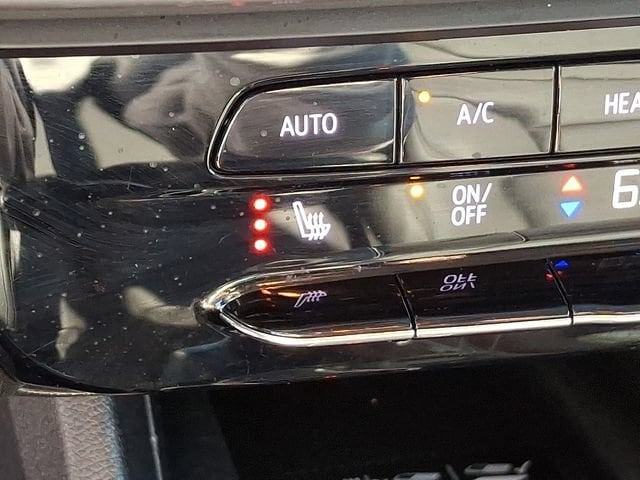 2023 Chevrolet Bolt EV 2LT - Photo 33
