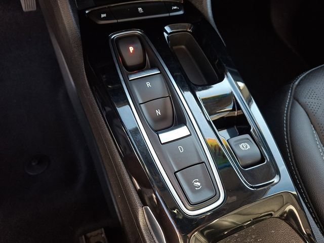 2023 Chevrolet Bolt EV 2LT - Photo 24