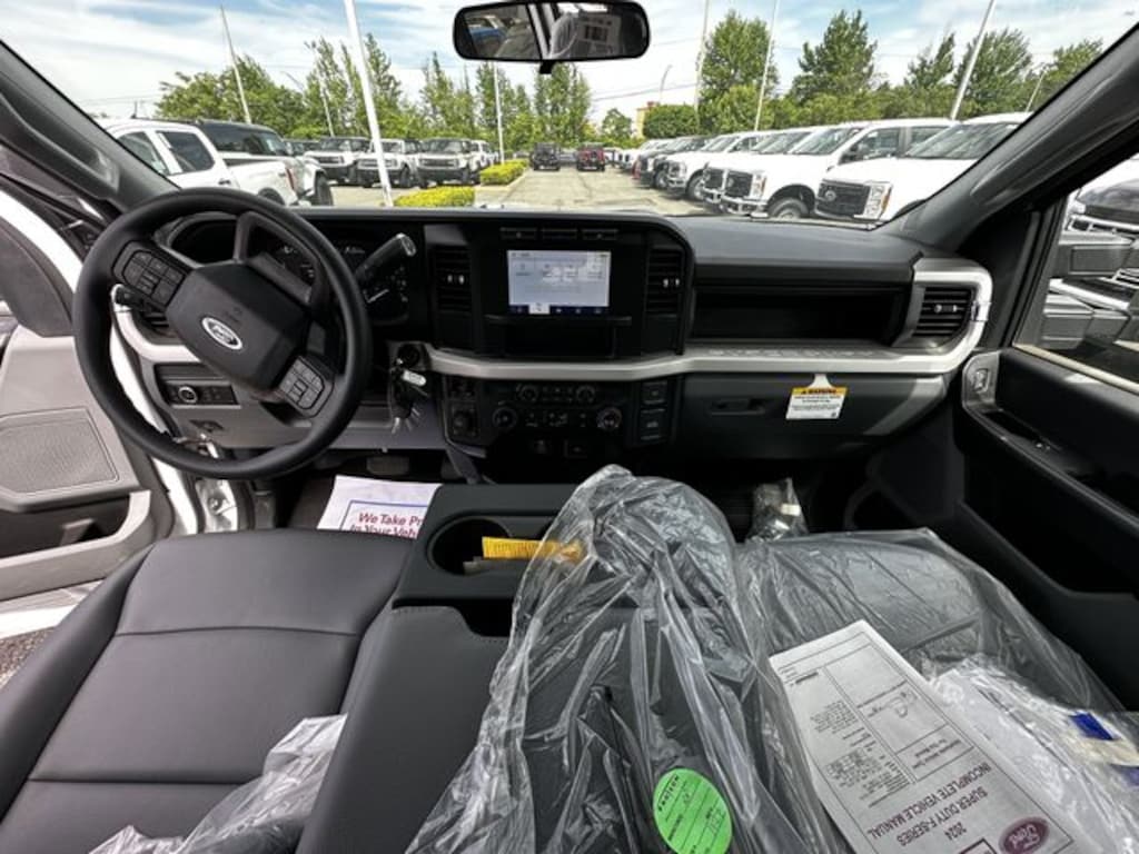 New 2024 Ford F-350SD XL Chassis