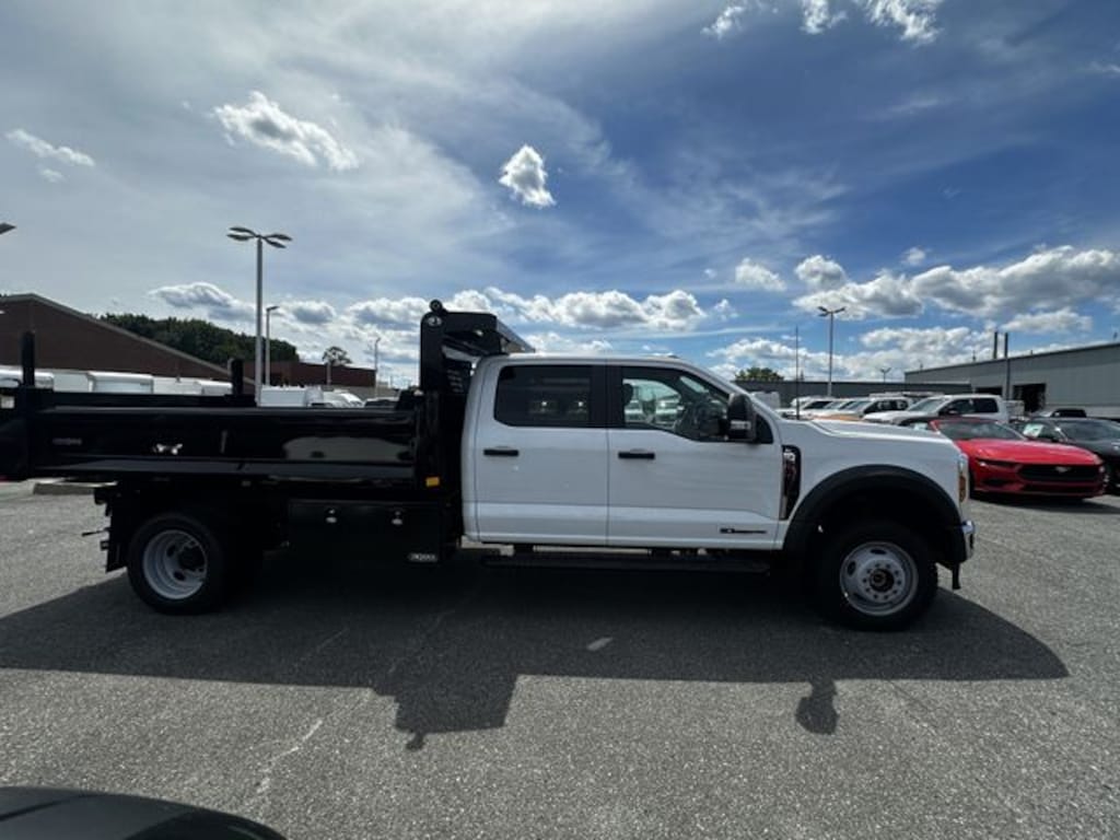 New 2026 Ford F-550SD XL Chassis