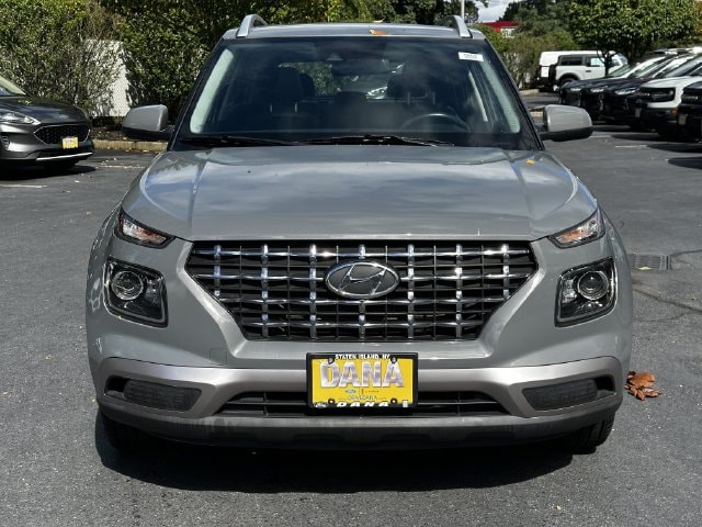 Certified 2022 Hyundai Venue SEL with VIN KMHRC8A35NU156472 for sale in Staten Island, NY