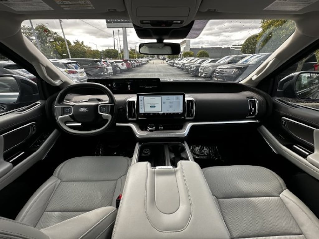 Certified 2025 Ford Expedition Platinum SUV