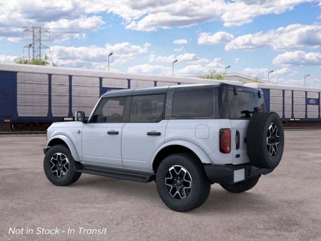 New 2026 Ford Bronco Outer Banks SUV