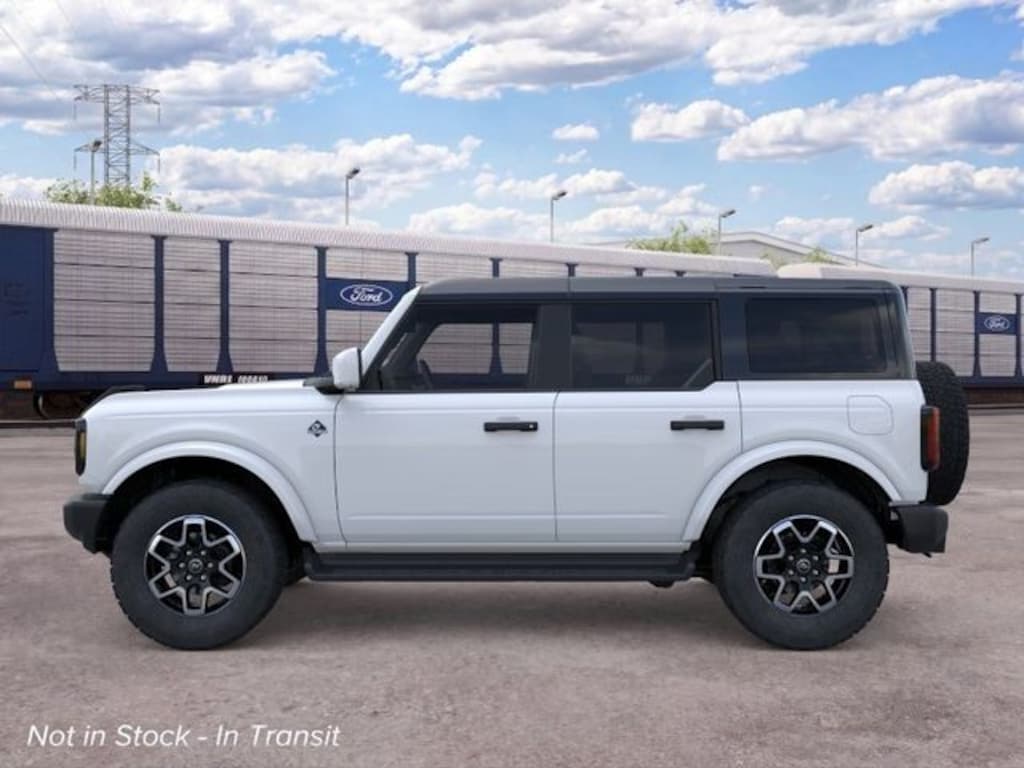 New 2026 Ford Bronco Outer Banks SUV