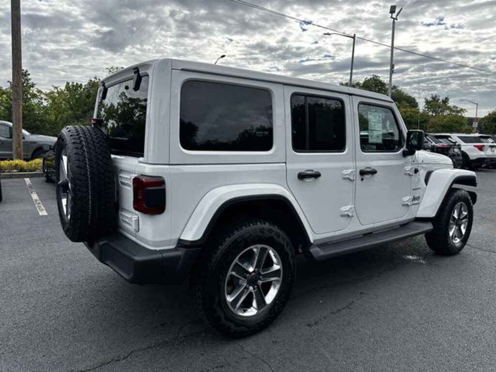 Used 2020 Jeep Wrangler Unlimited Sahara SUV