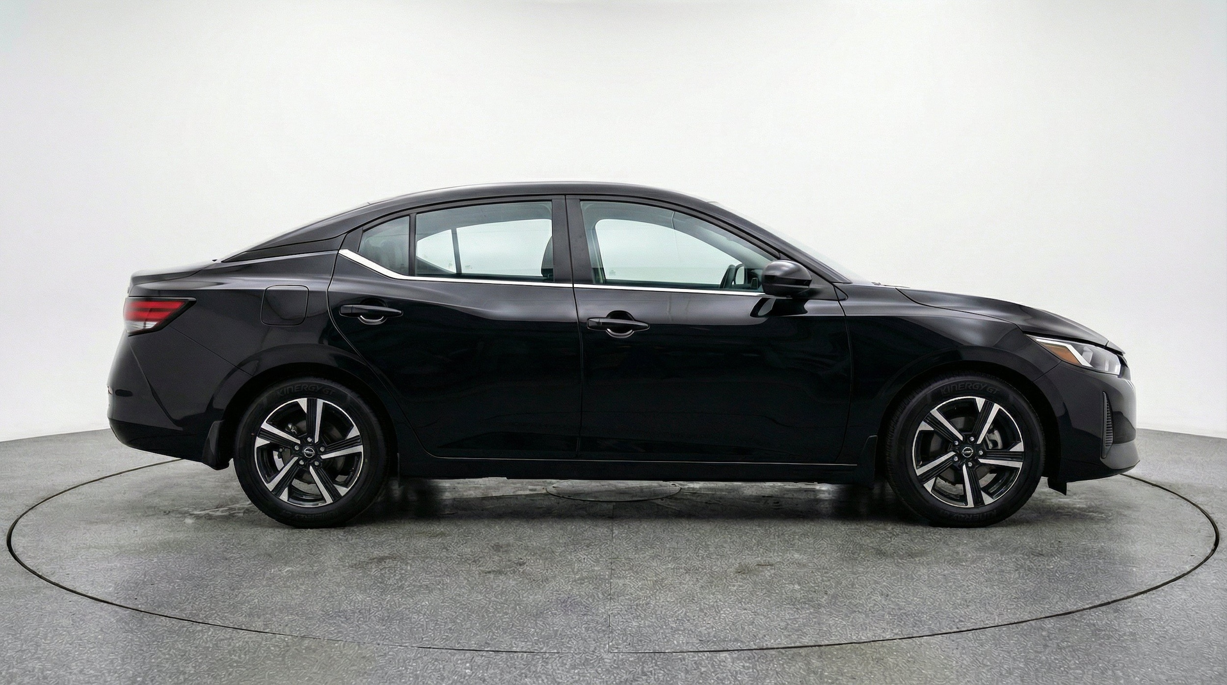 Thumbnail: 2025 Nissan Sentra - 11
