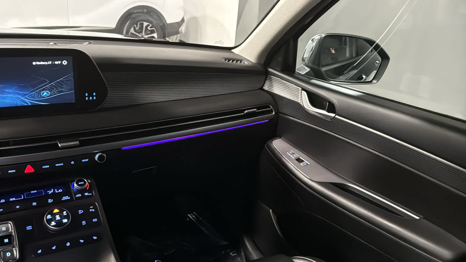 2024 Hyundai Palisade Limited - Photo 23