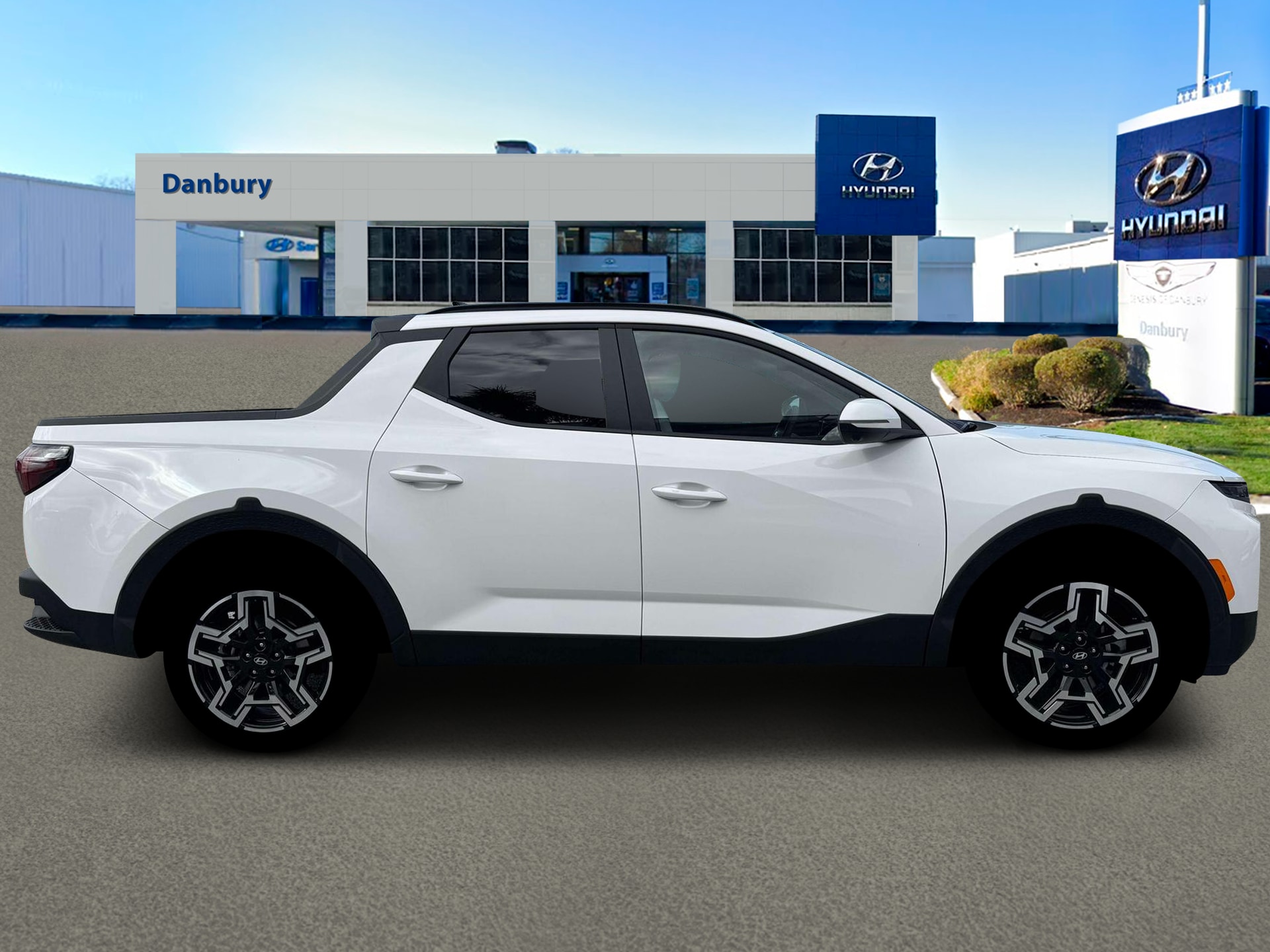 2026 Hyundai Santa Cruz Limited - Photo 9
