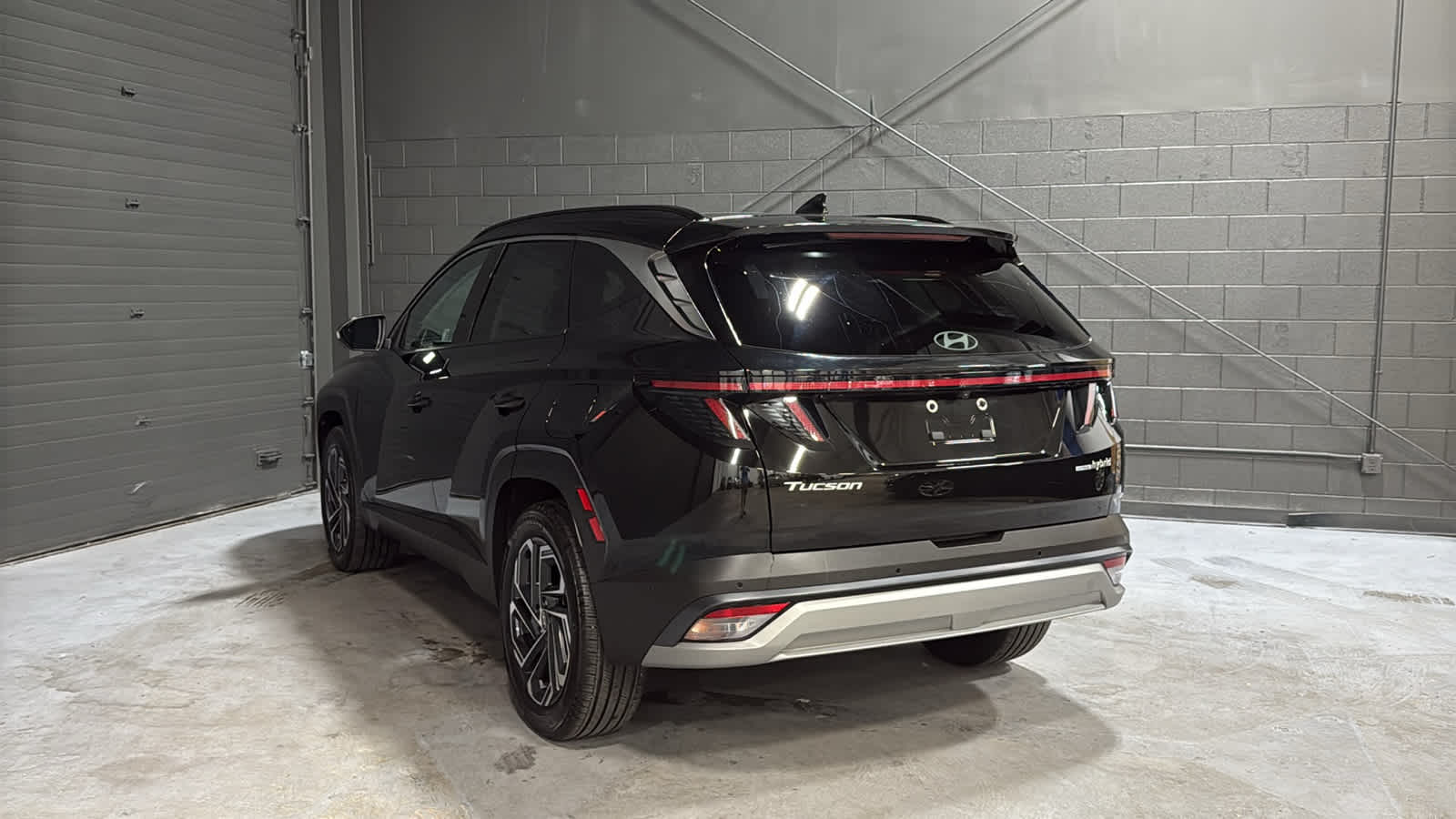 2025 Hyundai Tucson Limited - Photo 6