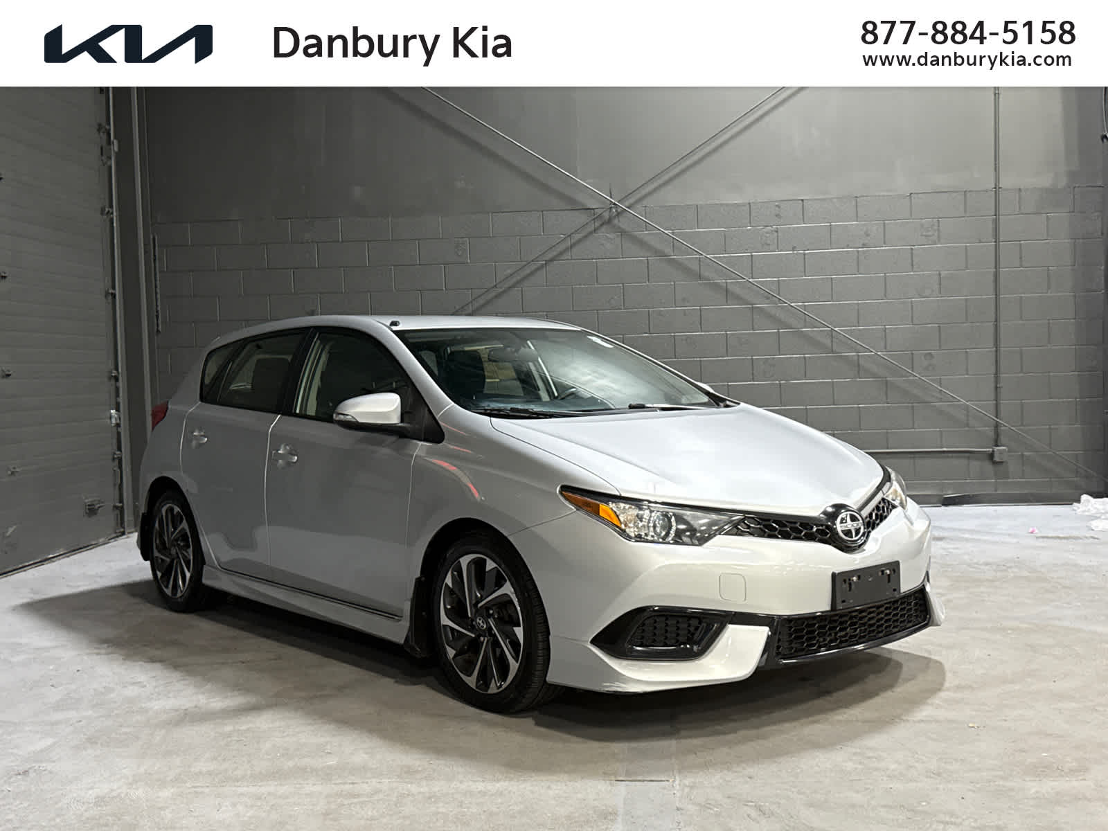  Scion iM