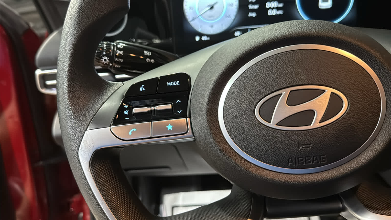 2024 Hyundai Elantra SEL - Photo 12