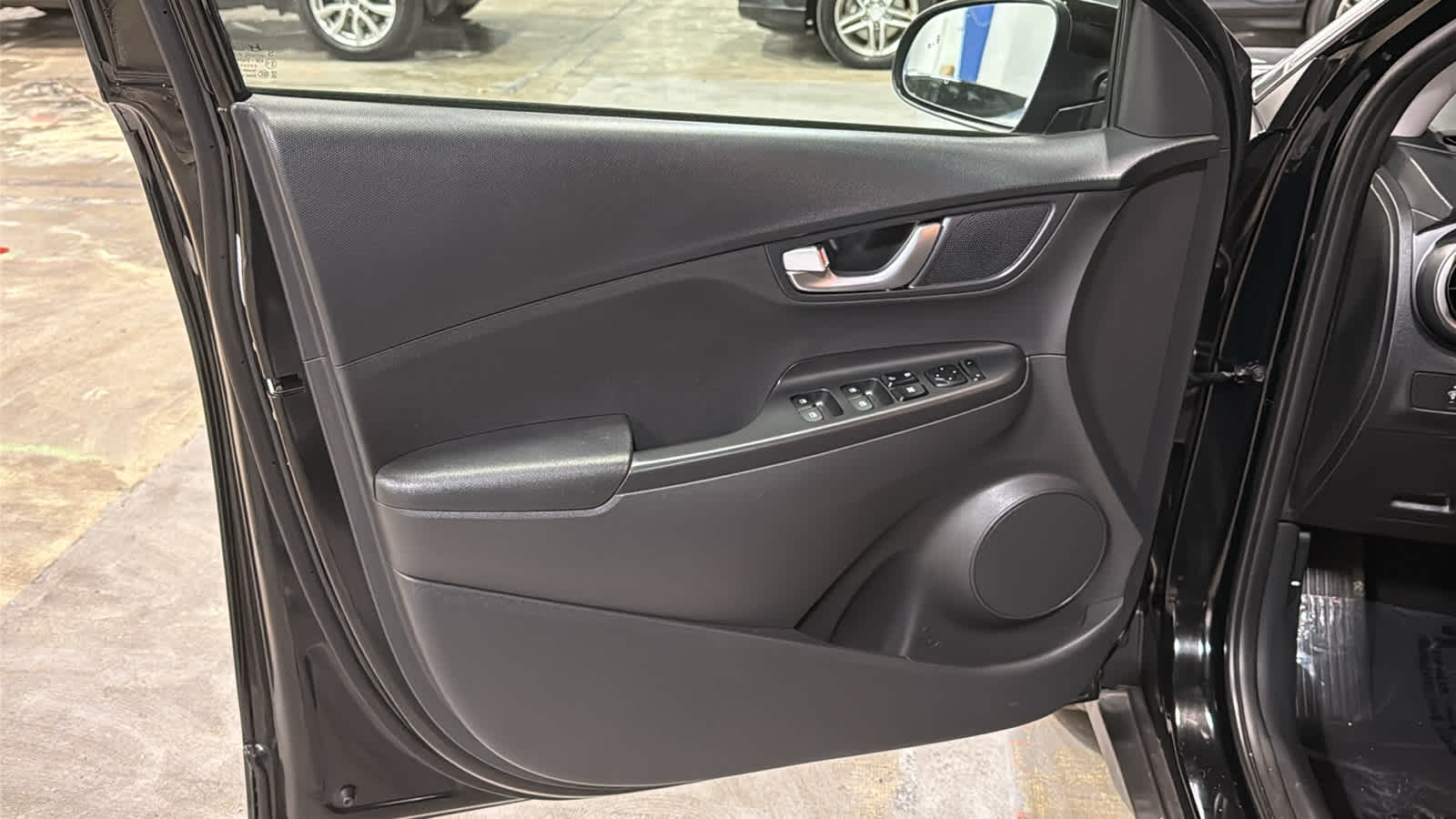 2023 Hyundai Kona SEL - Photo 9