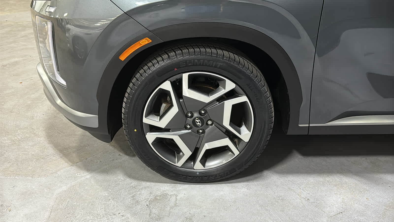 2024 Hyundai Palisade Limited - Photo 8