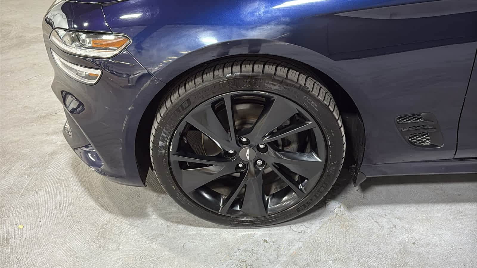 2023 GENESIS G70 Standard - Photo 8