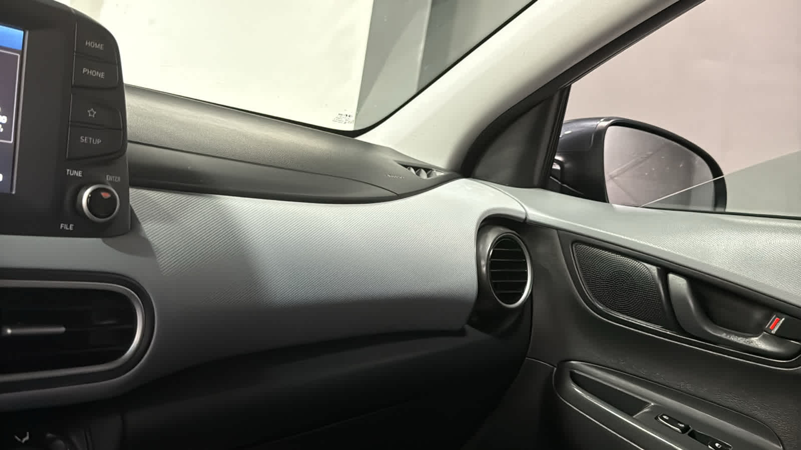 2019 Hyundai Kona SE - Photo 18