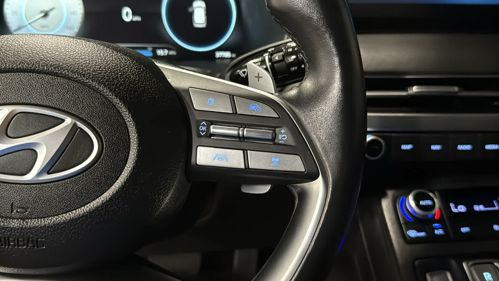 2024 Hyundai Palisade Limited - Photo 13