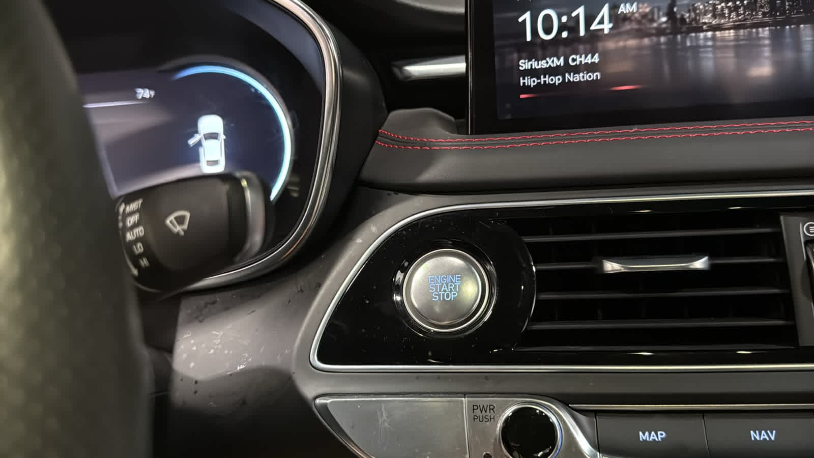 2023 GENESIS G70 Standard - Photo 19