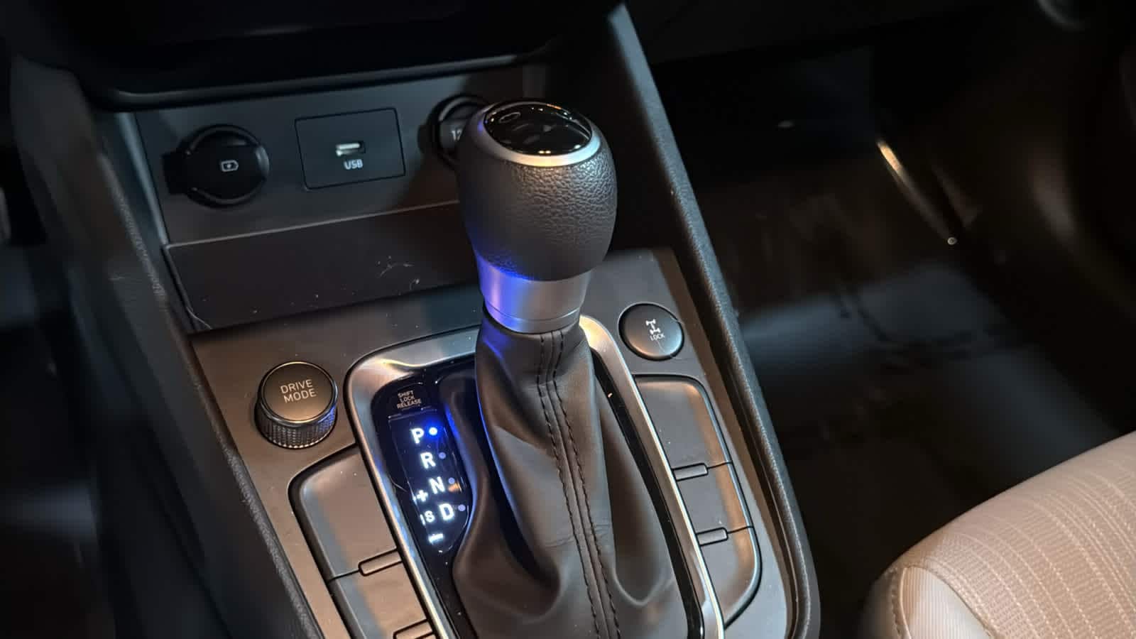 2023 Hyundai Kona SEL - Photo 17