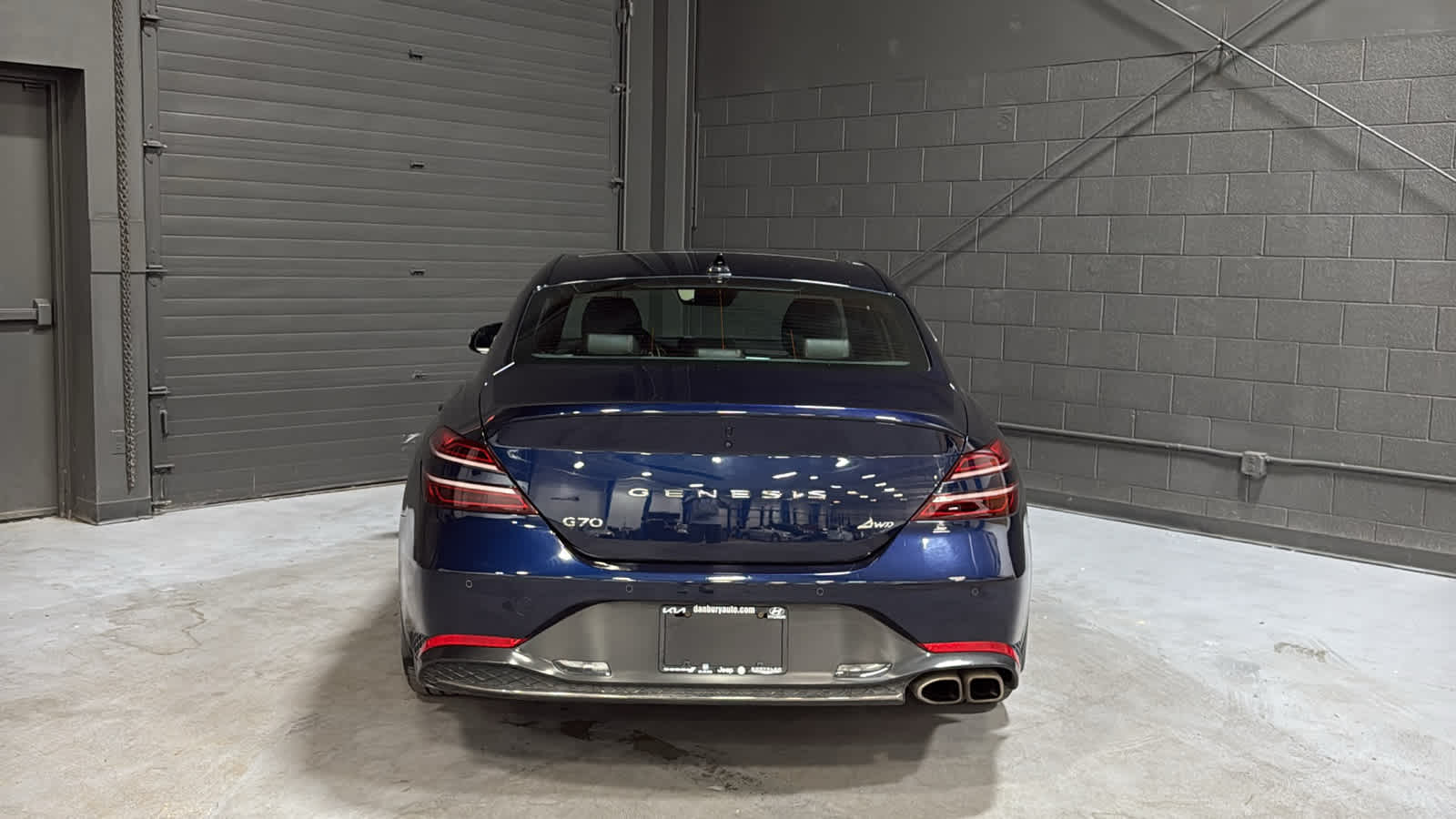 2023 GENESIS G70 Standard - Photo 5