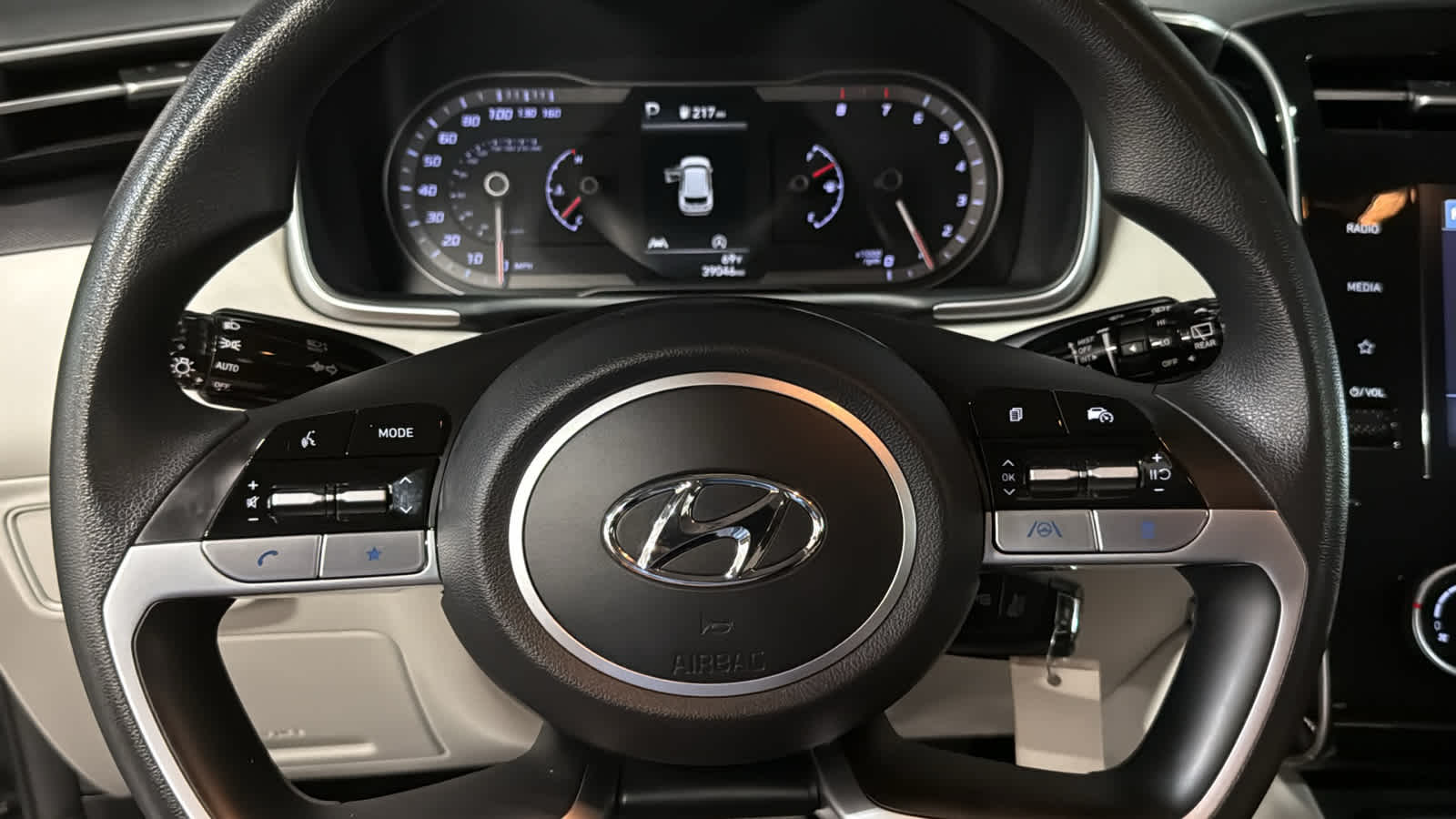 2024 Hyundai Tucson SE - Photo 11