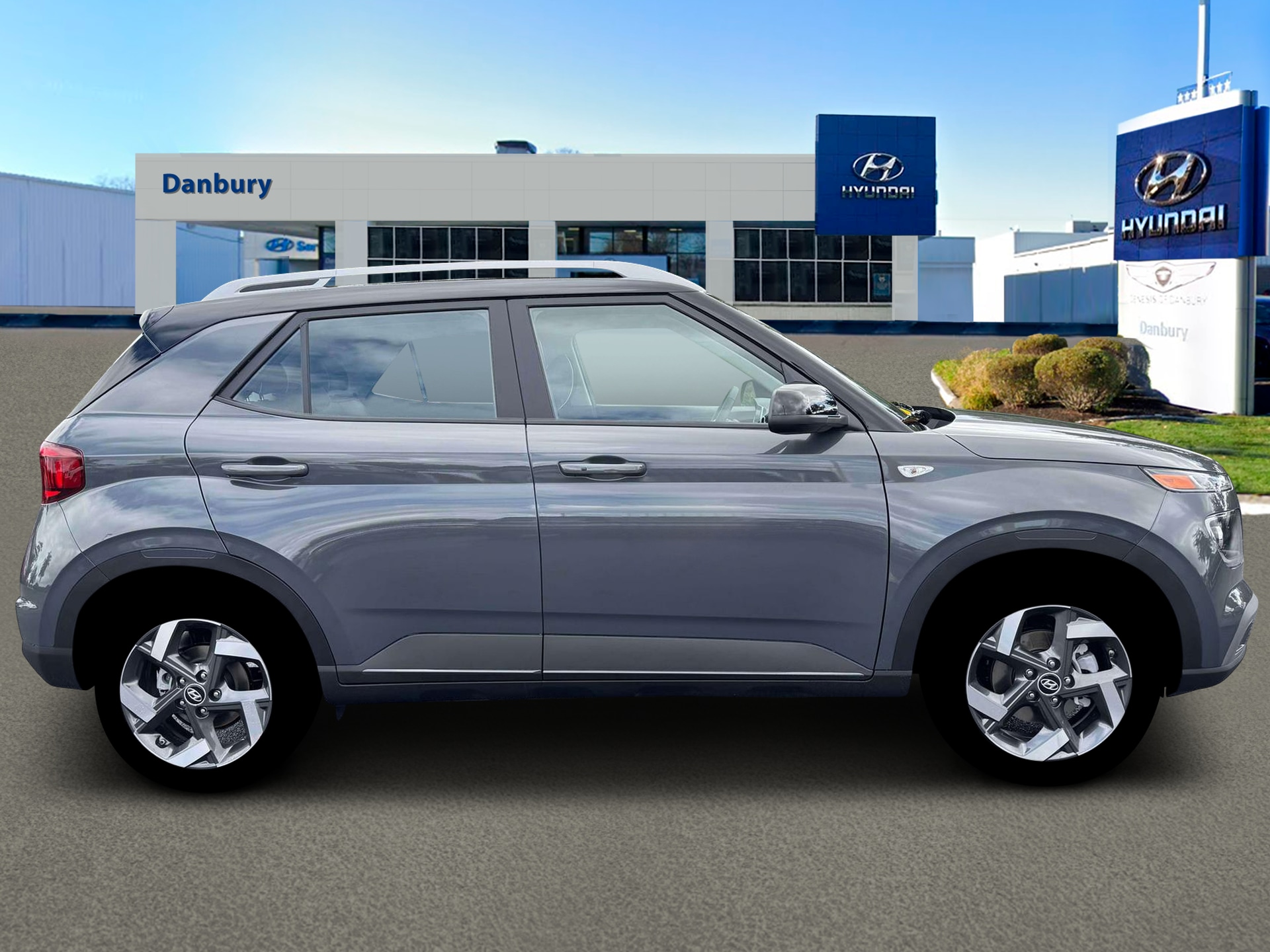 2026 Hyundai Venue SEL - Photo 9