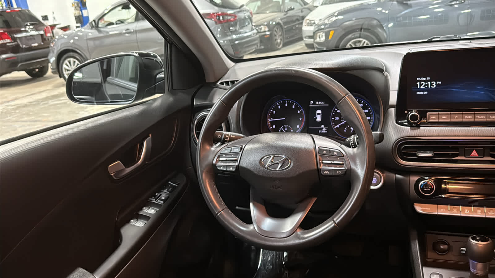 2023 Hyundai Kona SEL - Photo 22