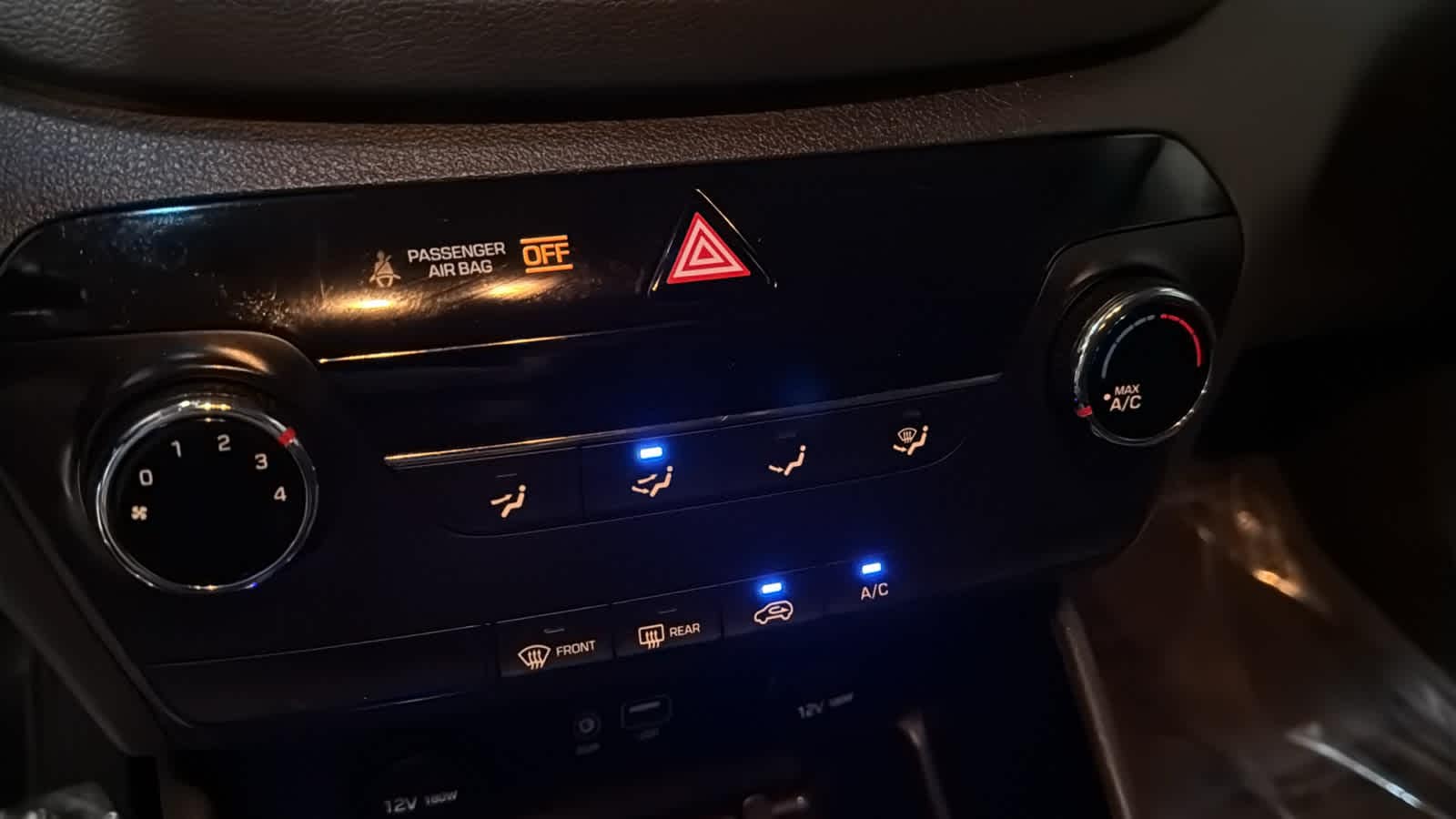 2017 Hyundai Tucson SE - Photo 18