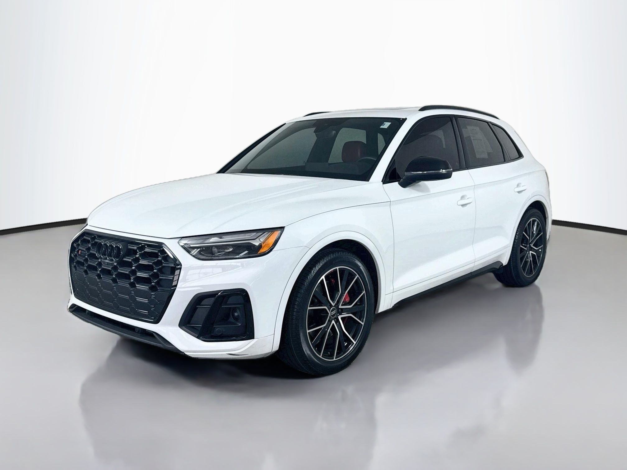 2023 Audi SQ5