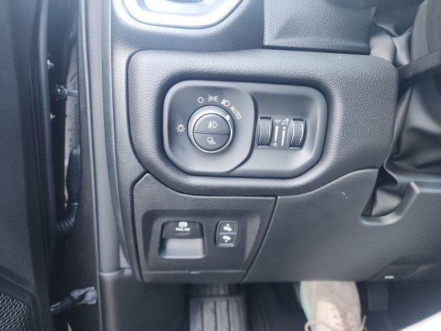2026 RAM 1500 Big Horn/Lone Star - Photo 17