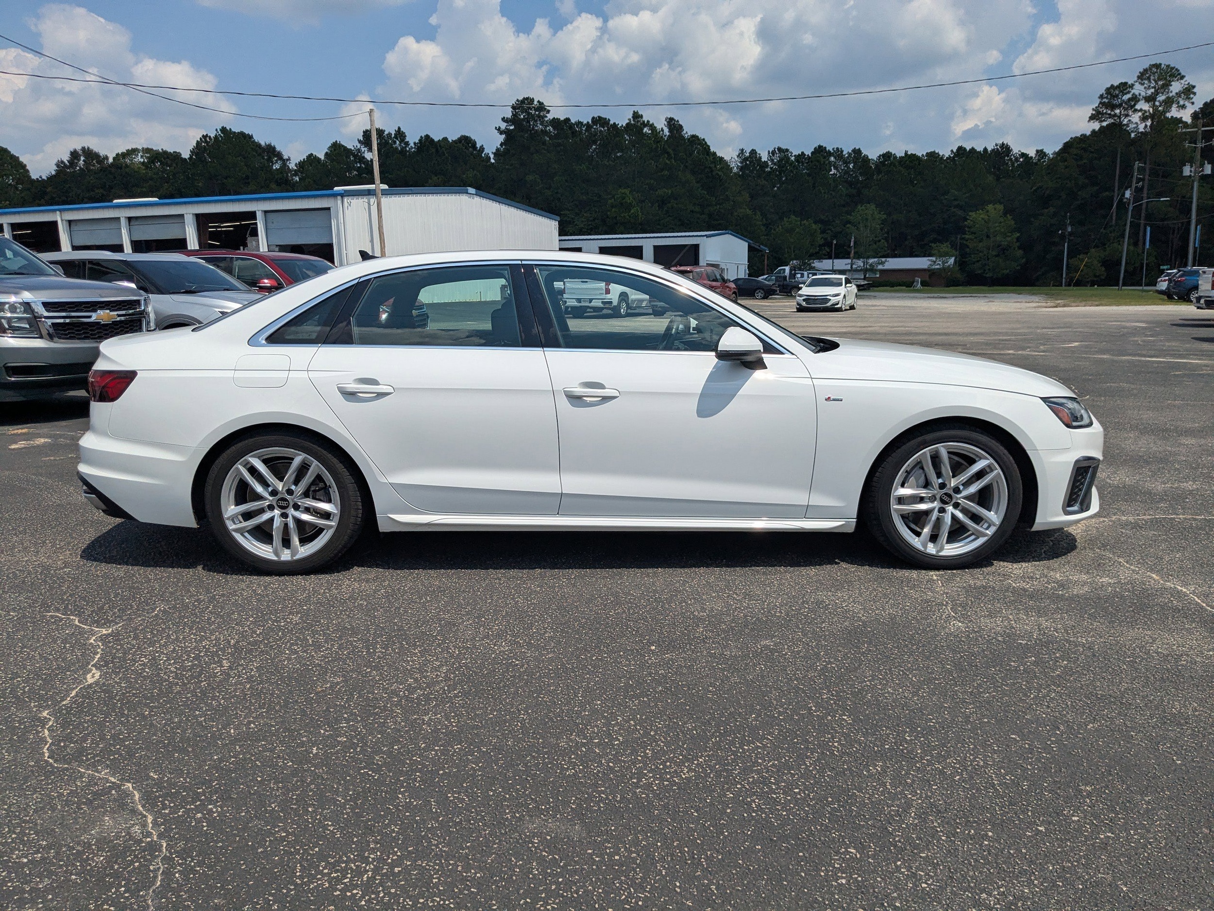 2023 Audi A4 Premium Plus - Photo 3