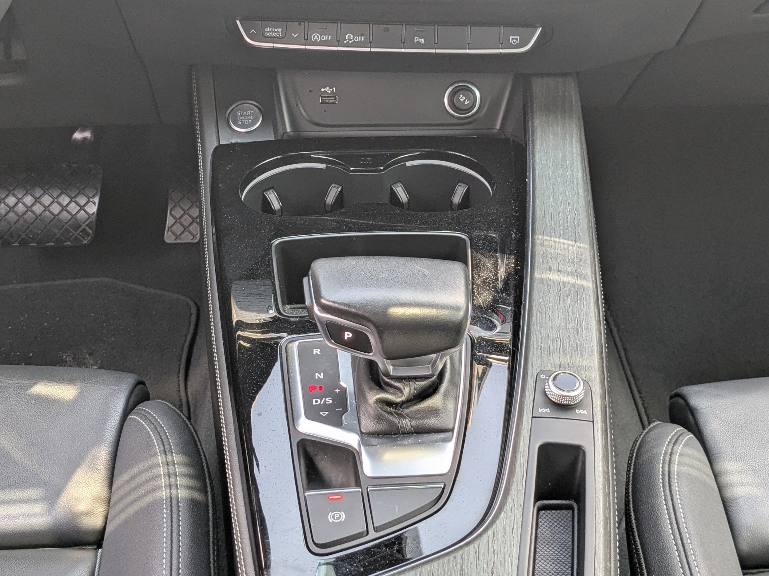 2023 Audi A4 Premium Plus - Photo 18