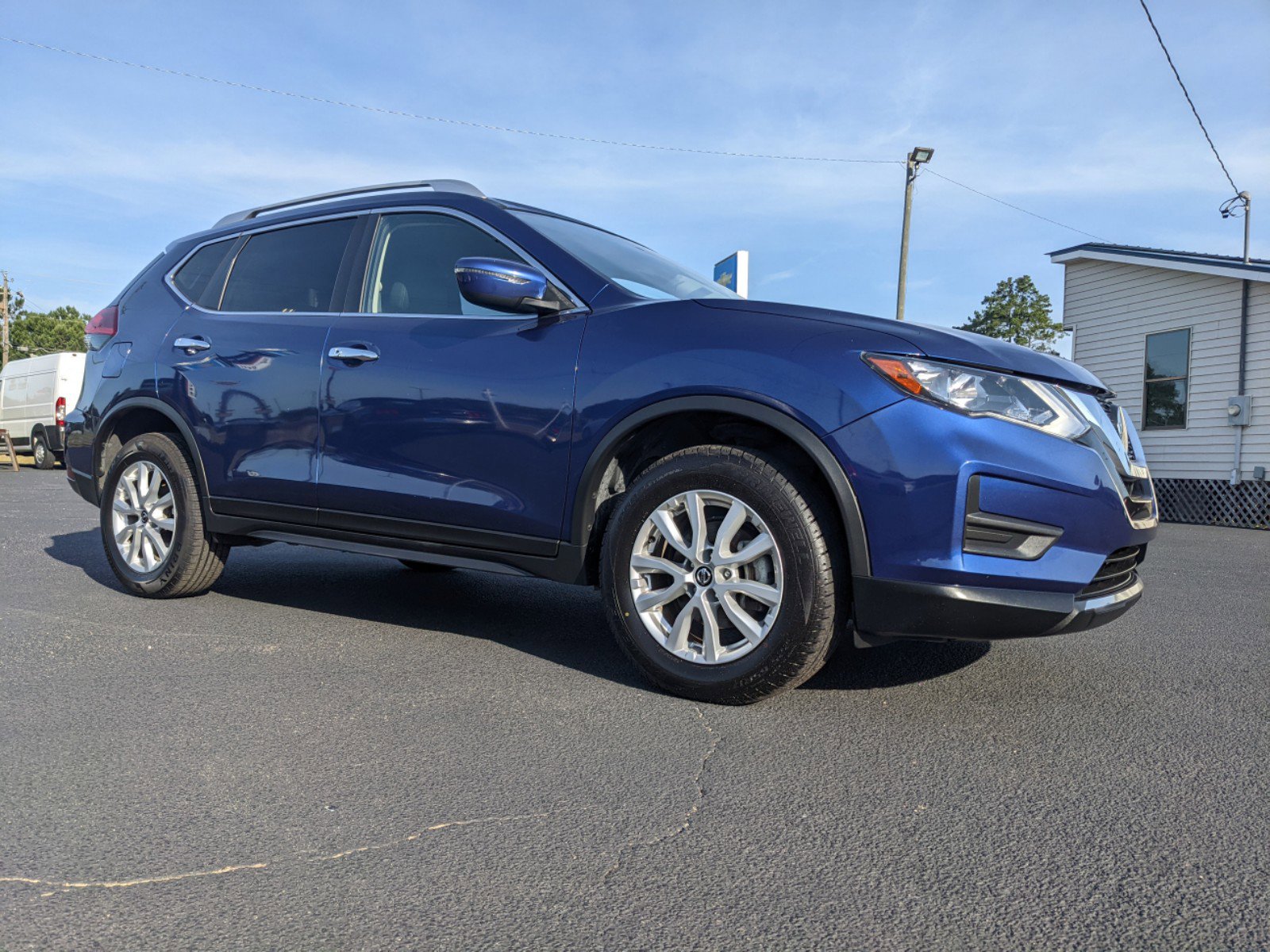 2020 Nissan Rogue SV