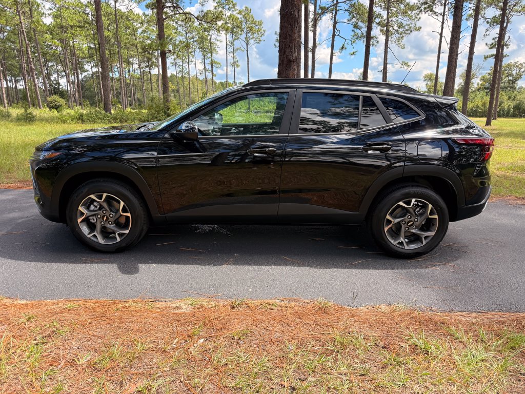 New 2026 Chevrolet Trax LT SUV