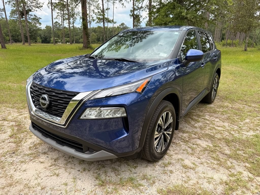 Used 2023 Nissan Rogue SV FWD SUV