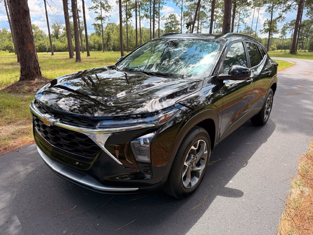 New 2026 Chevrolet Trax LT SUV