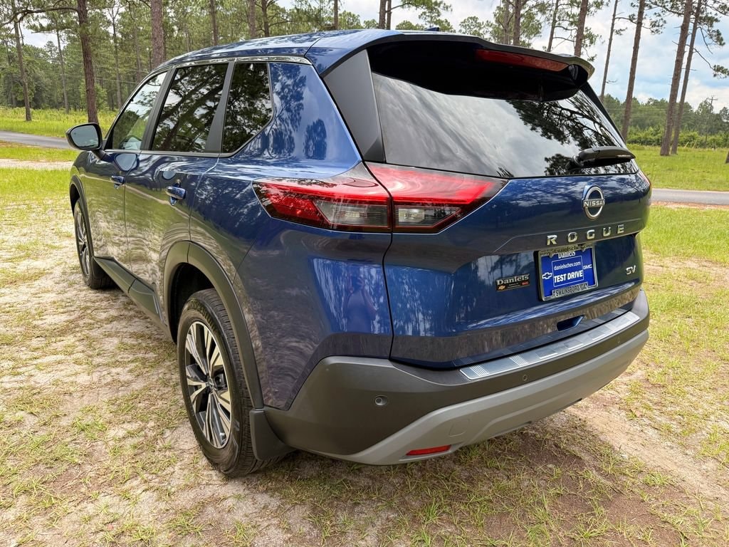Used 2023 Nissan Rogue SV FWD SUV