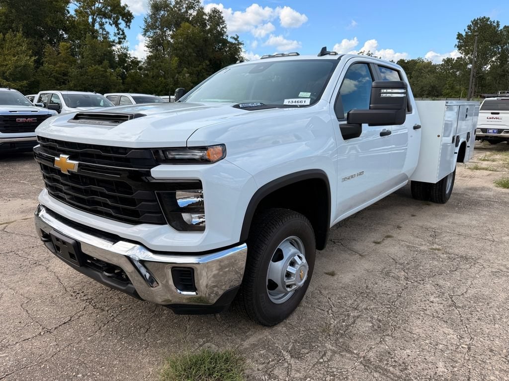 2026 Chevrolet Silverado 3500 Chassis Cab