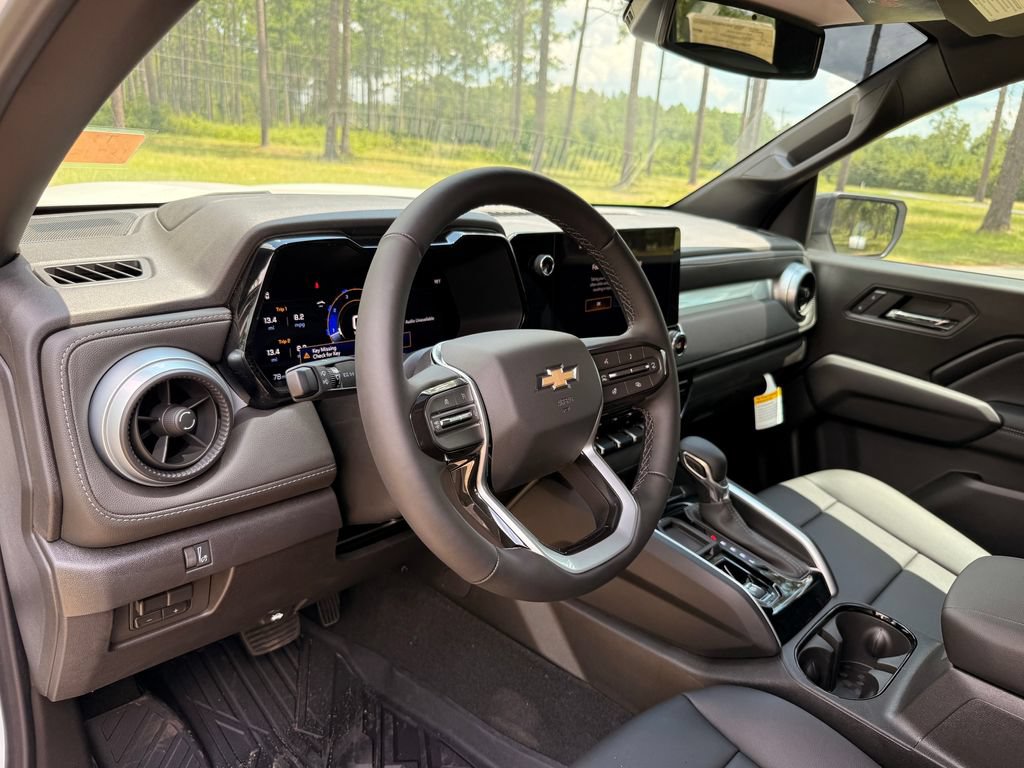2026 Chevrolet Colorado LT - Photo 13