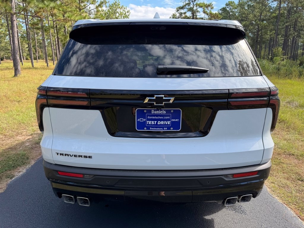 New 2027 Chevrolet Traverse LT SUV