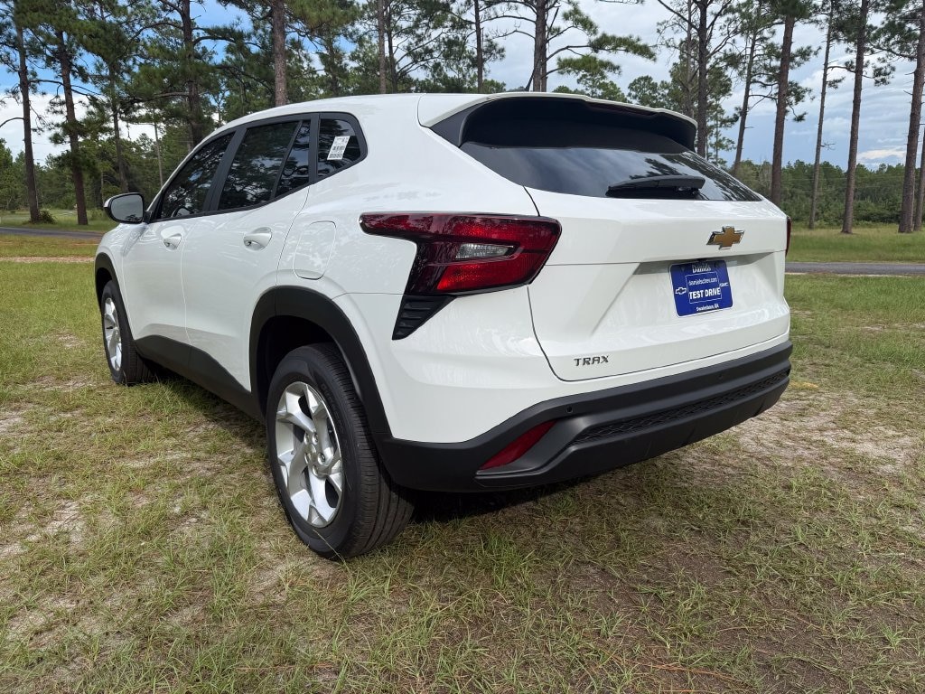New 2026 Chevrolet Trax LS SUV