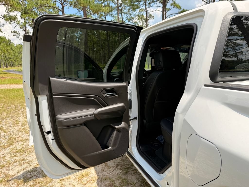 2026 Chevrolet Colorado LT - Photo 24