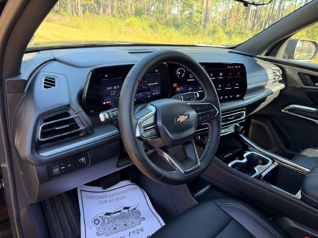 2027 Chevrolet Traverse LT - Photo 12