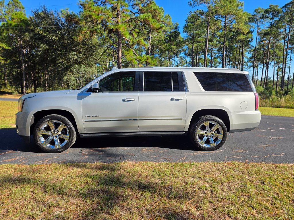 Used 2019 GMC Yukon XL Denali SUV