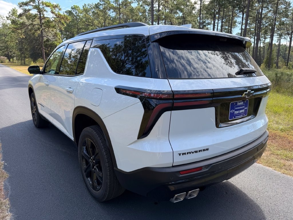 New 2027 Chevrolet Traverse LT SUV