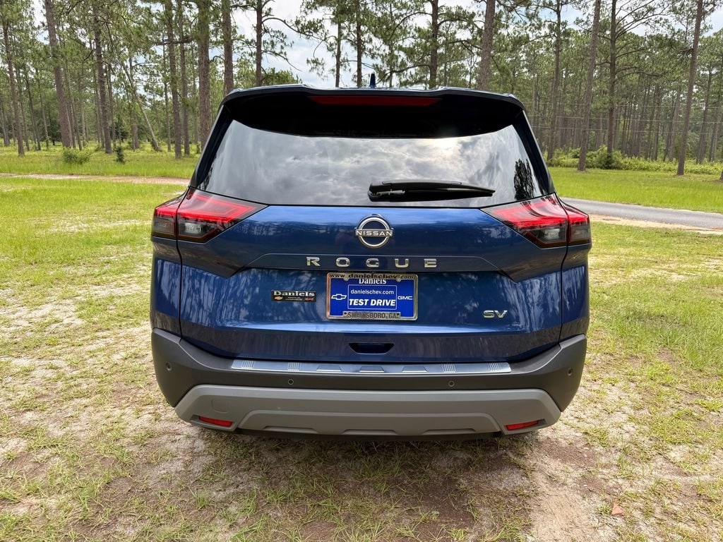 Used 2023 Nissan Rogue SV FWD SUV