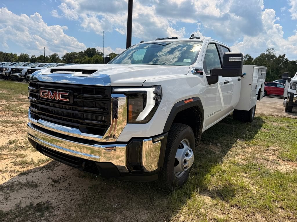 2026 GMC Sierra 3500 HD Chassis Cab Truck 