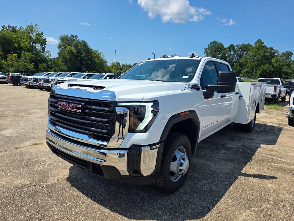 2026 GMC Sierra 3500 HD Chassis Cab Truck 